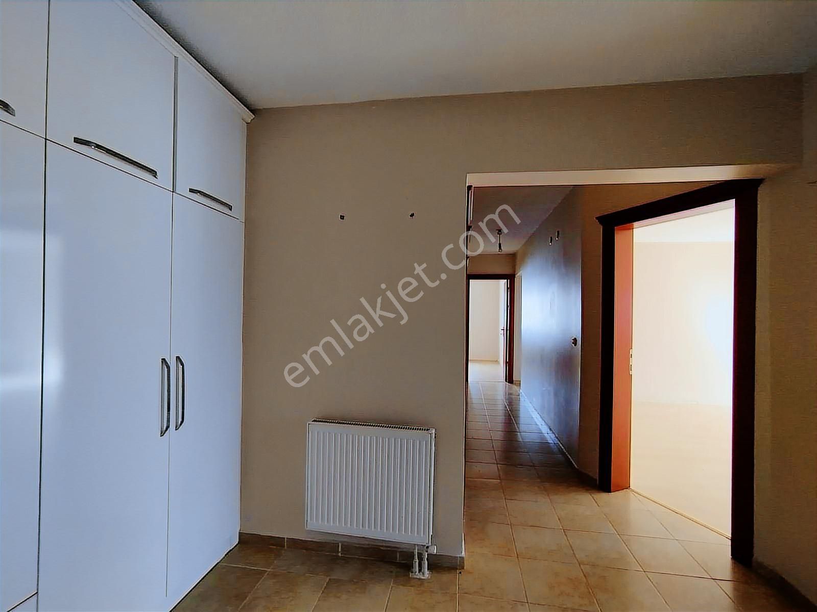 Remax Hür'den 3+1 Site İçi Kiralık Bakımlı Daire - Görsel 27
