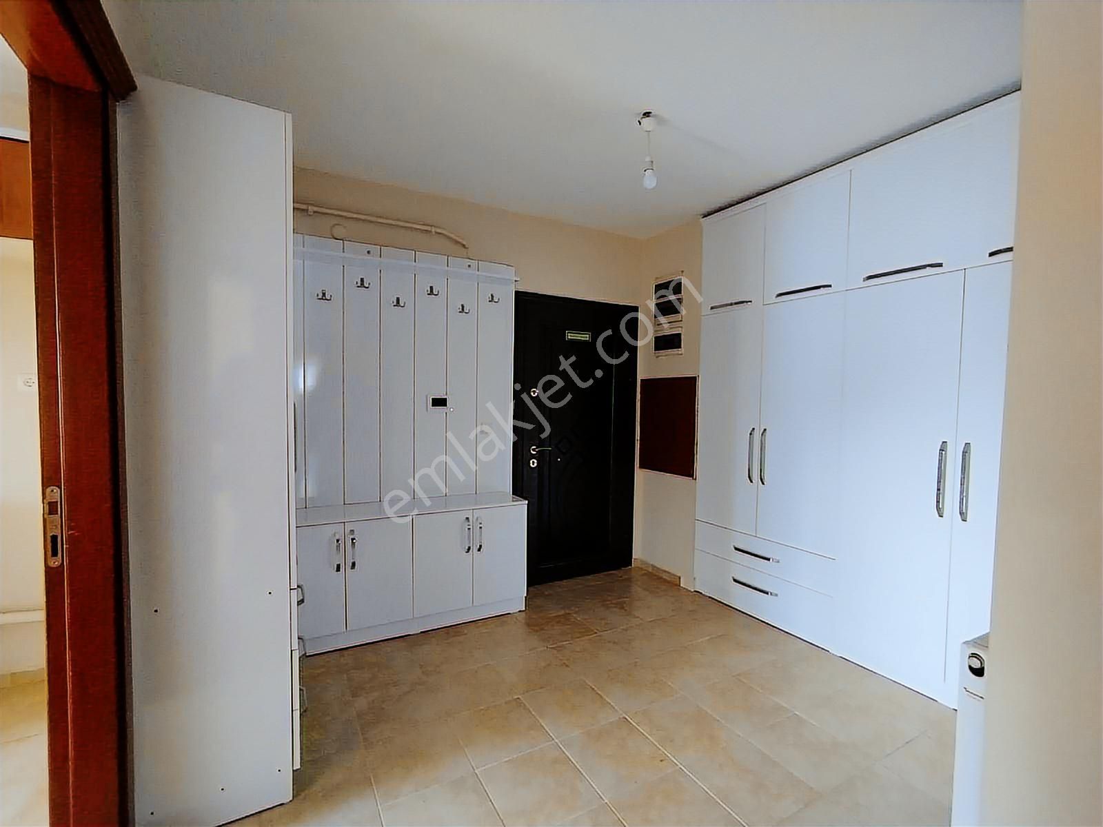 Remax Hür'den 3+1 Site İçi Kiralık Bakımlı Daire - Görsel 20