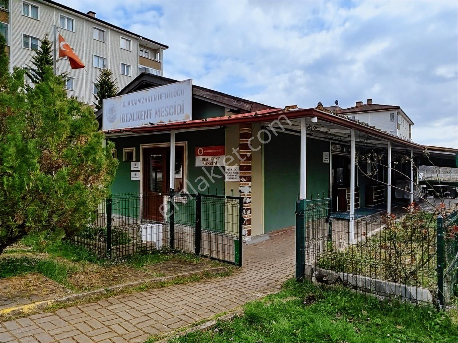 Remax Hür'den 3+1 Site İçi Kiralık Bakımlı Daire - Görsel 23