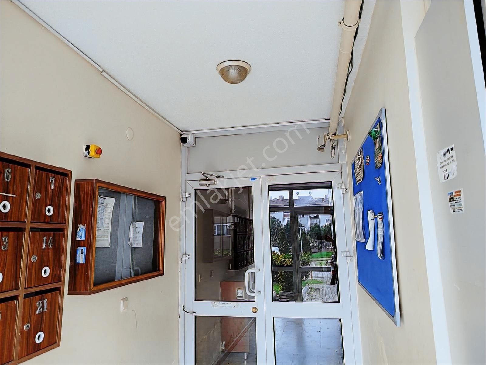 Remax Hür'den 3+1 Site İçi Kiralık Bakımlı Daire - Görsel 19