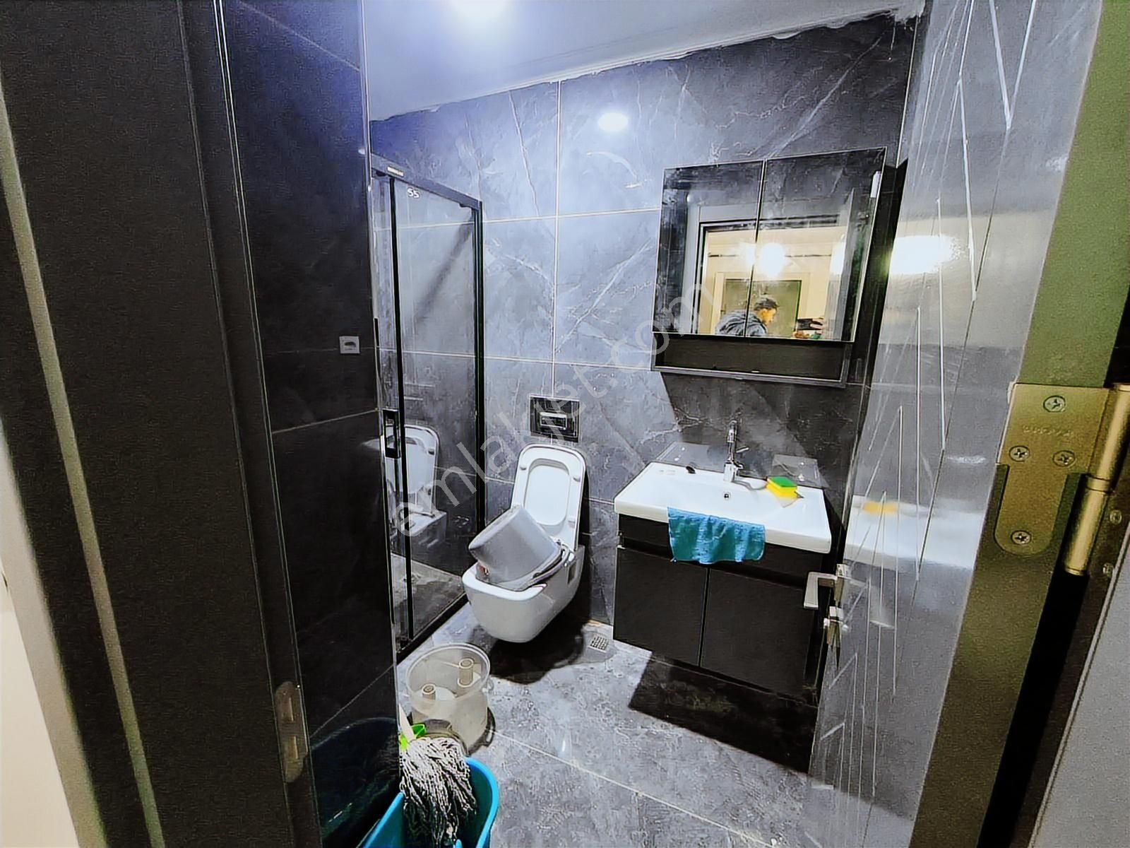 Kiralık 3+1 Daire, Mimar Sinan Metro İstasyonuna Yakın Konumda - Görsel 2