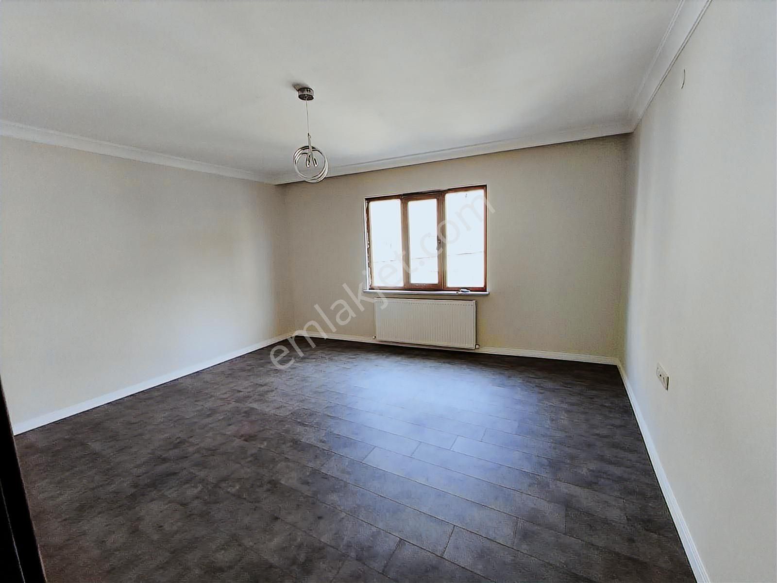 Kiralık 3+1 Daire, Mimar Sinan Metro İstasyonuna Yakın Konumda - Görsel 8