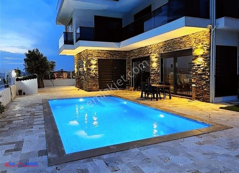 Evrenseki Manavgat'ta Deniz Ve Doğa Manzaralı Muhteşem Villa