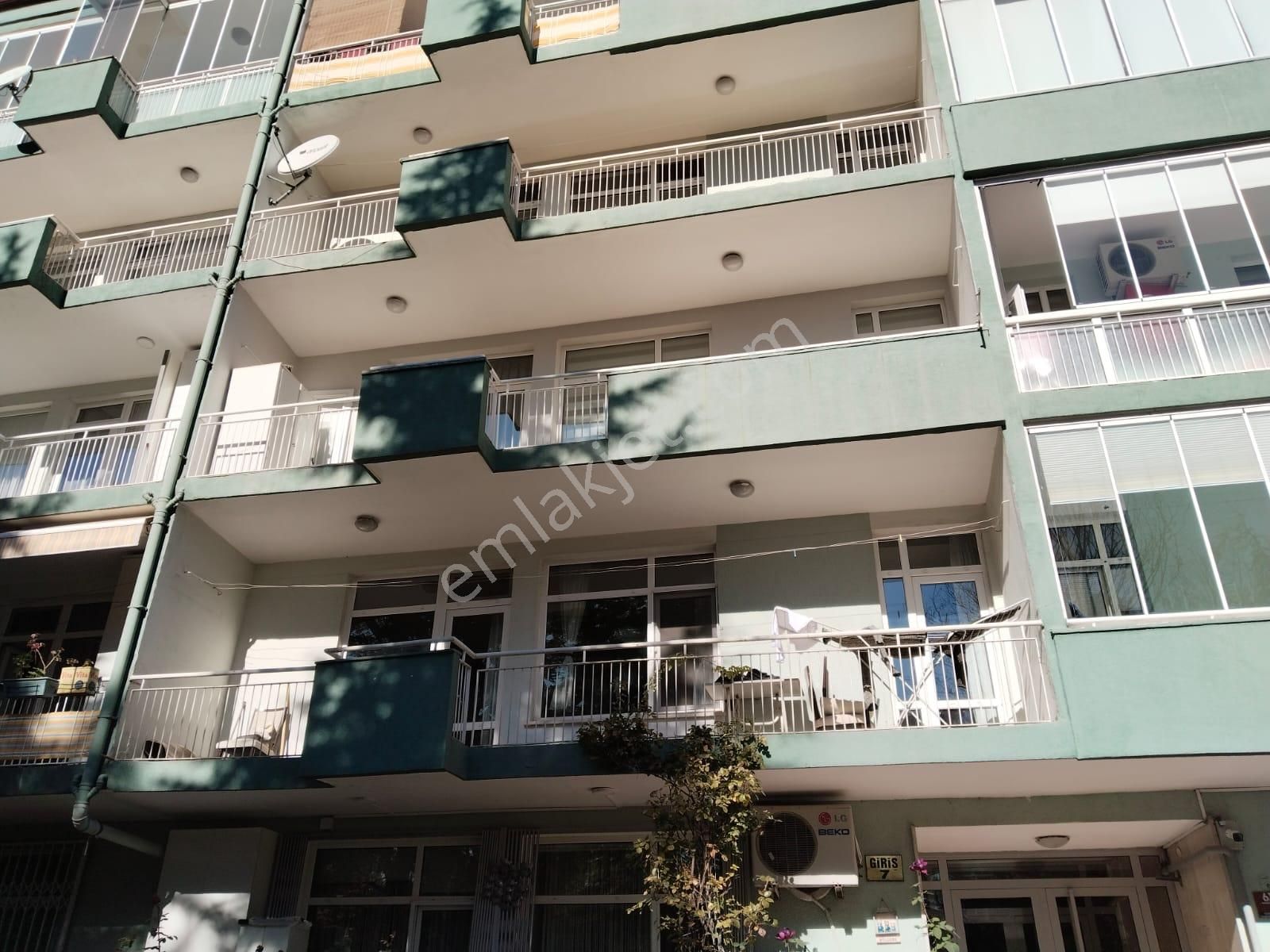 Bahçeli 7.cadde Metroya Yakın Eser Sitesinde Katta 2+1 Daire - Görsel 3
