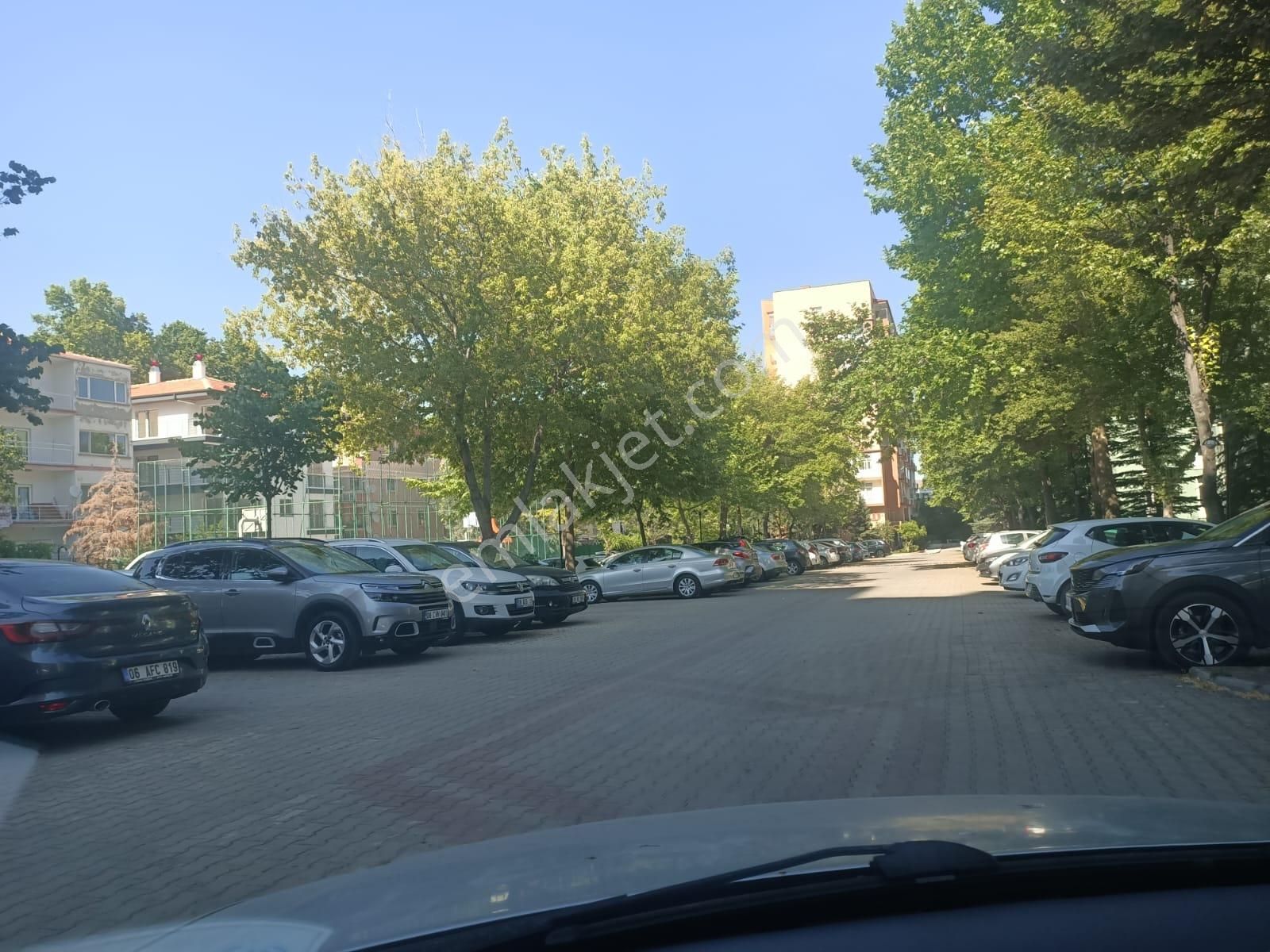 Bahçeli 7.cadde Metroya Yakın Eser Sitesinde Katta 2+1 Daire - Görsel 20