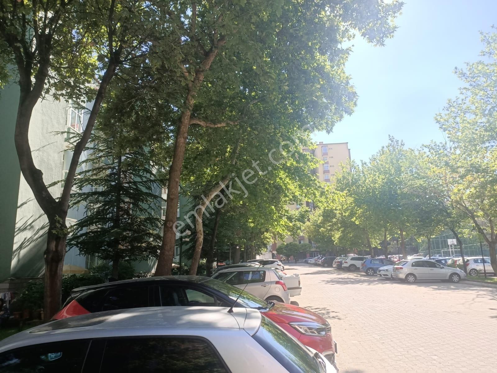 Bahçeli 7.cadde Metroya Yakın Eser Sitesinde Katta 2+1 Daire - Görsel 22