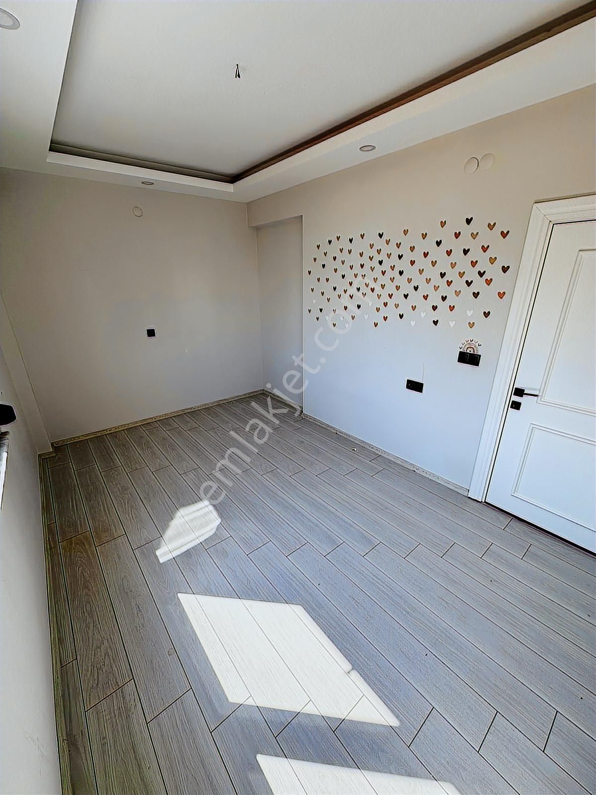 Göksu Parkı Üzerinde Çay Ve Deniz Manzaralı 3+1 Satılık Daire - Görsel 13