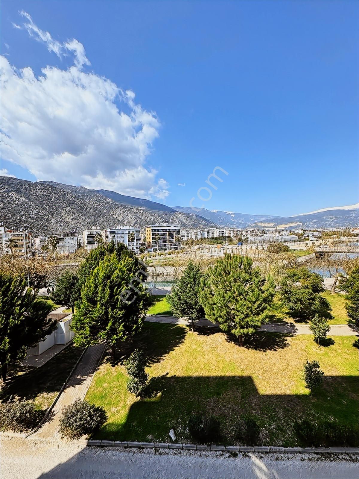 Göksu Parkı Üzerinde Çay Ve Deniz Manzaralı 3+1 Satılık Daire - Görsel 32