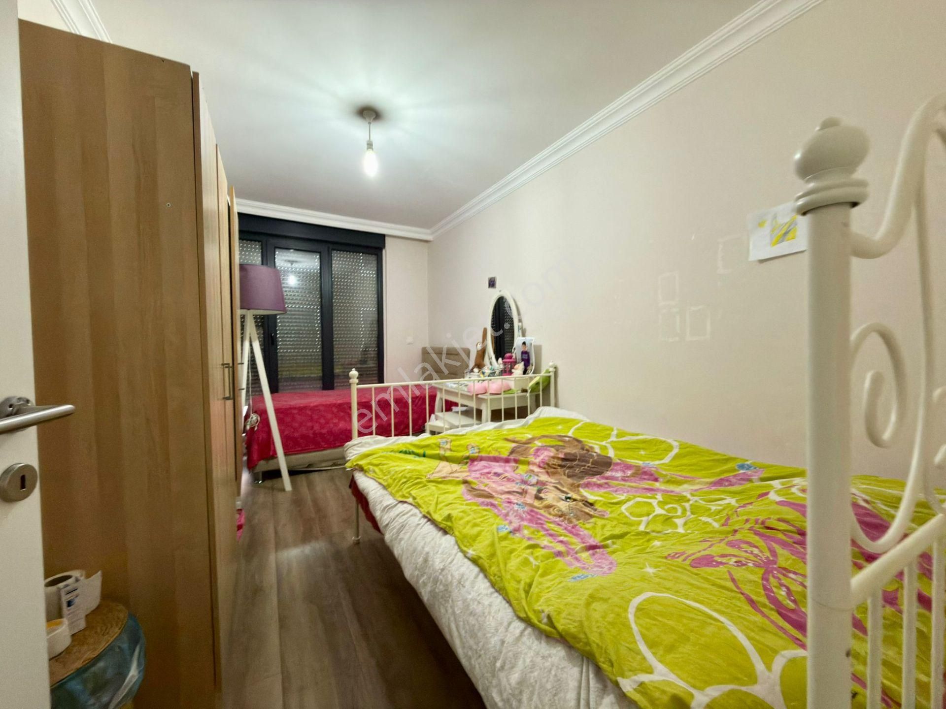 Sadece Yükselde Kazdağları Manzaralı Kapalı Garajlı Köşe 2+1 - Görsel 15