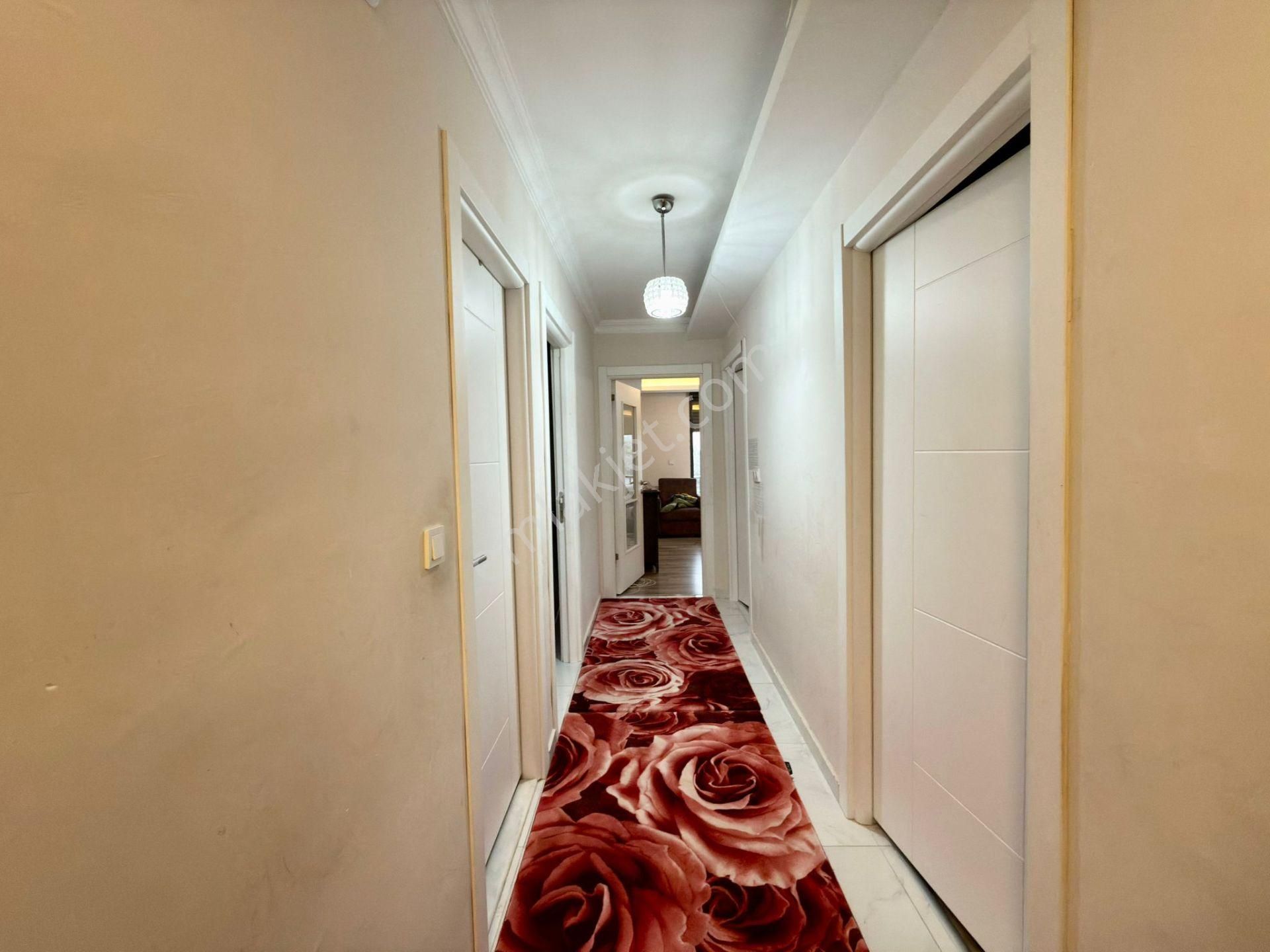 Sadece Yükselde Kazdağları Manzaralı Kapalı Garajlı Köşe 2+1 - Görsel 25