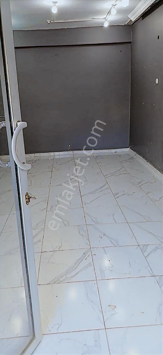 Menemen Mermerli'de Şehir Merkezine Yakın 26 M2 Kiralık Dükkan.. - Görsel 9