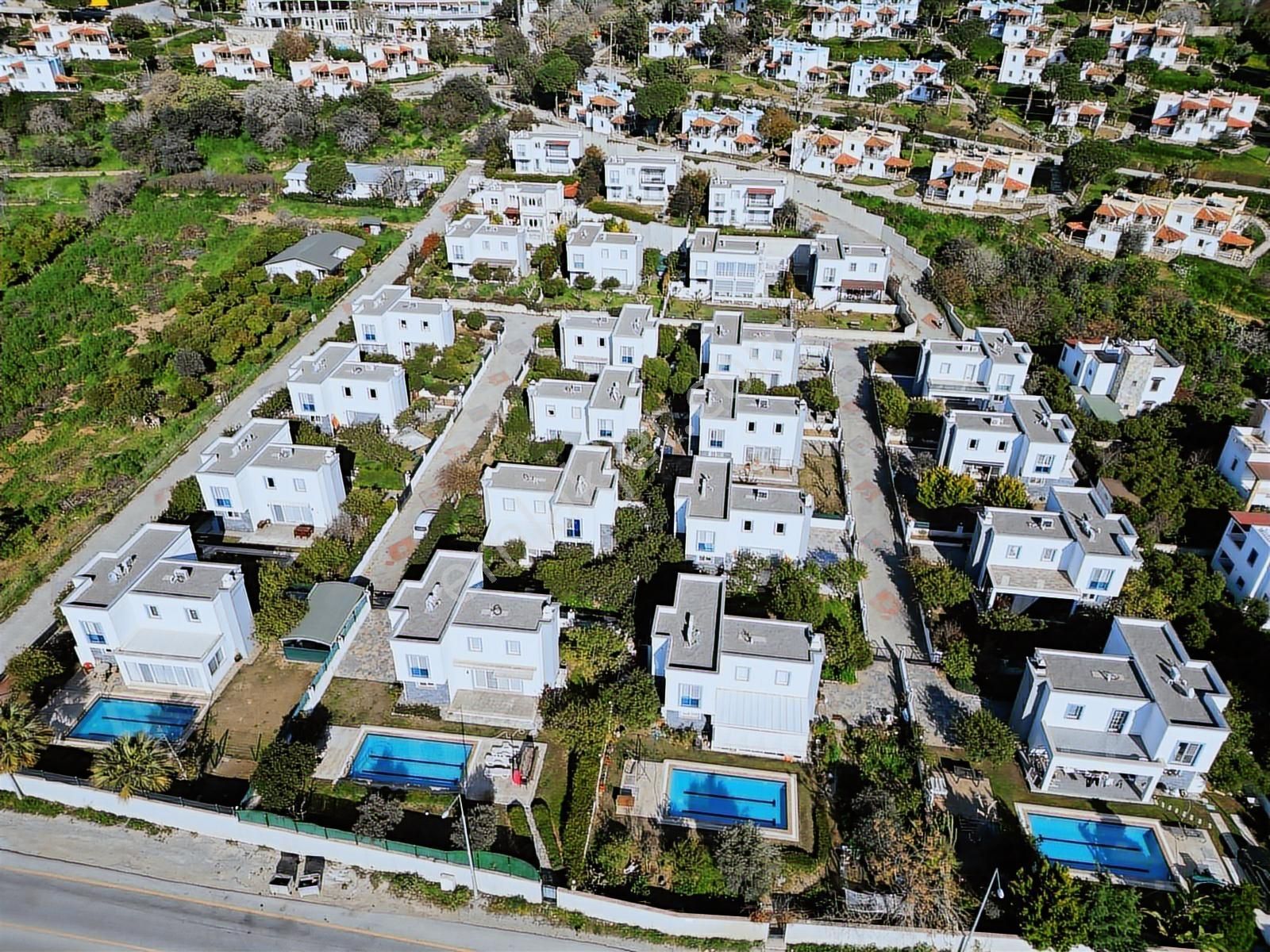 Bodrum Kadıkalesin'de Denize Yürüme Mesafesin'de 3+1 Villa - Görsel 2