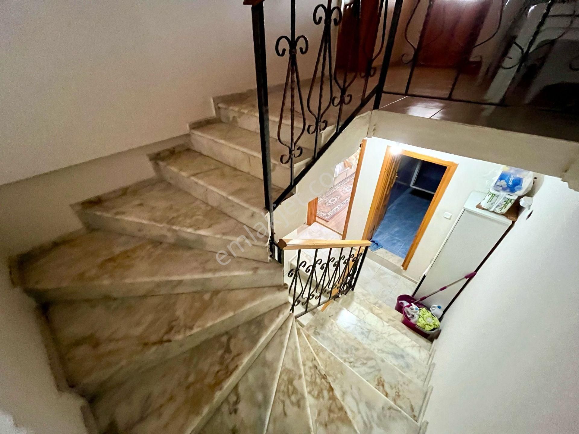 Yükselden Akçayda Daire Fiyatına Full Ön Cephe 3+1 Fırsat Villa - Görsel 2