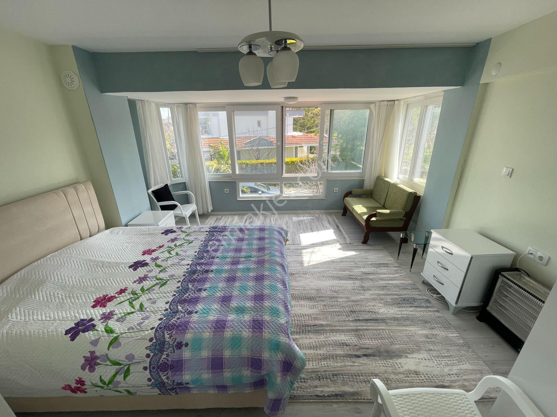 İzmir Çeşme Yalı Mahallesi Atakent Sitesinde Dubleks Villa! - Görsel 9