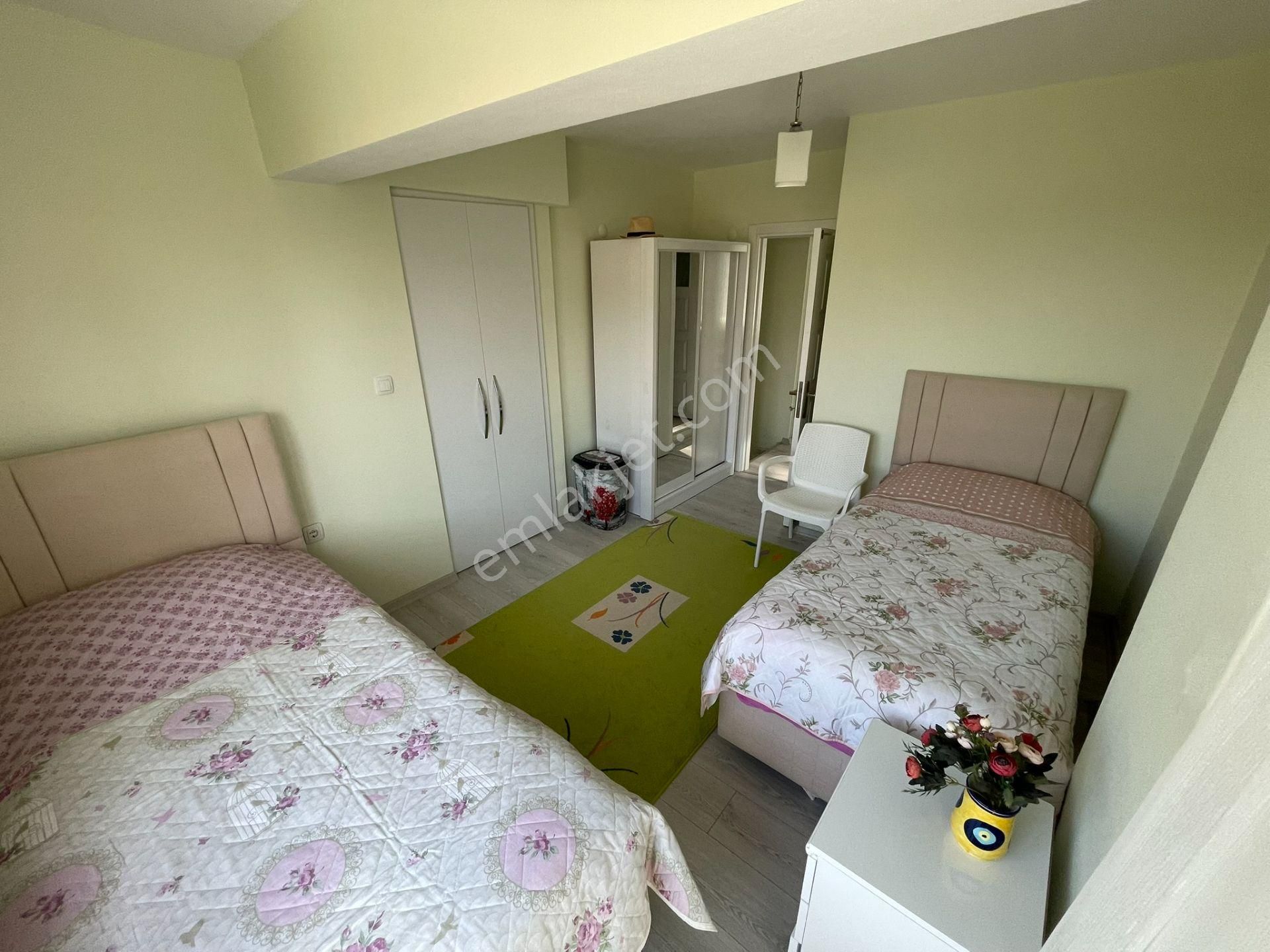 İzmir Çeşme Yalı Mahallesi Atakent Sitesinde Dubleks Villa! - Görsel 17