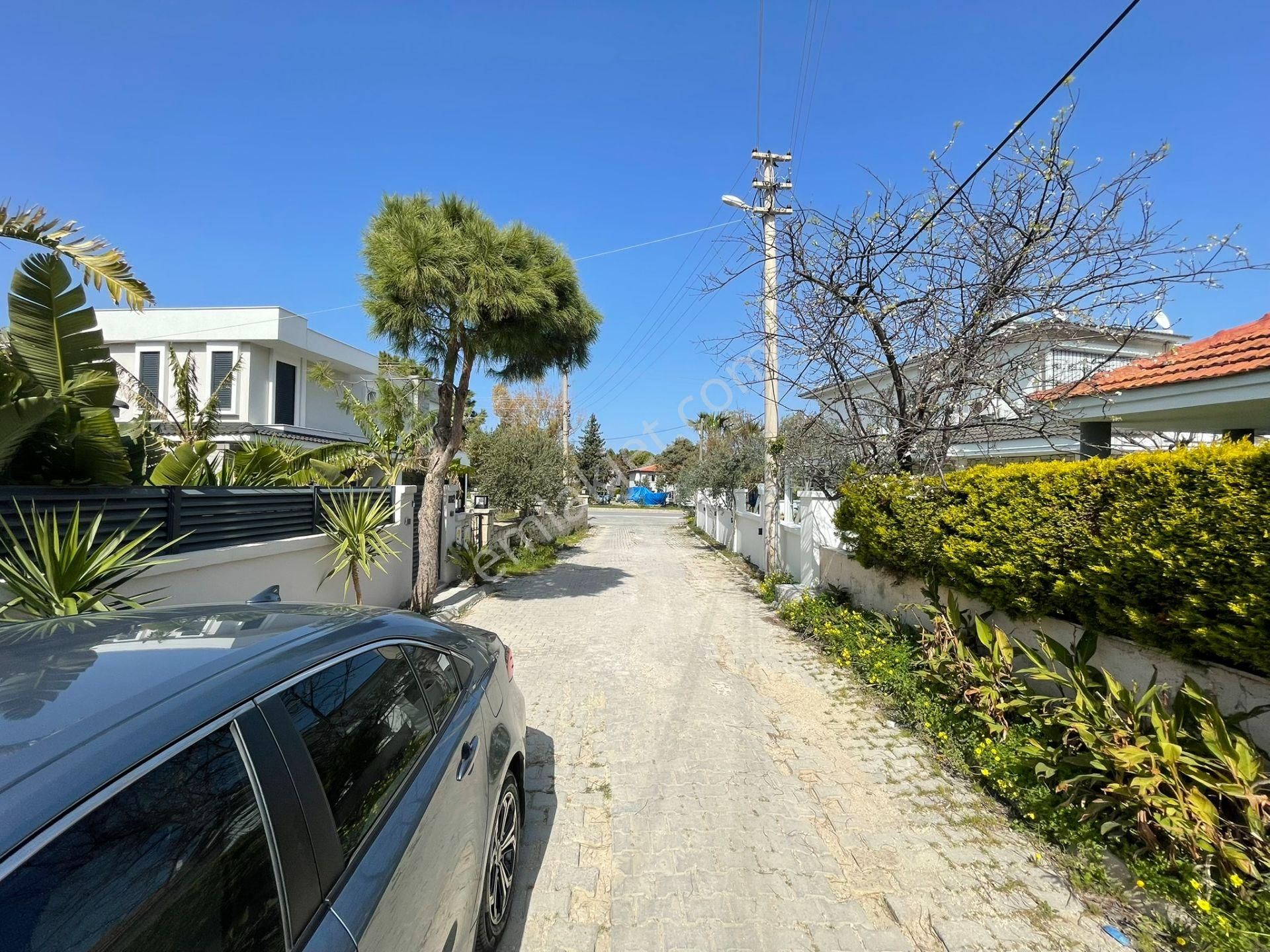 İzmir Çeşme Yalı Mahallesi Atakent Sitesinde Dubleks Villa! - Görsel 34