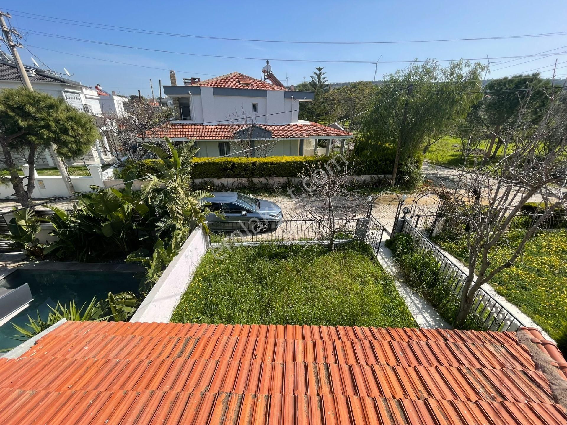 İzmir Çeşme Yalı Mahallesi Atakent Sitesinde Dubleks Villa! - Görsel 8