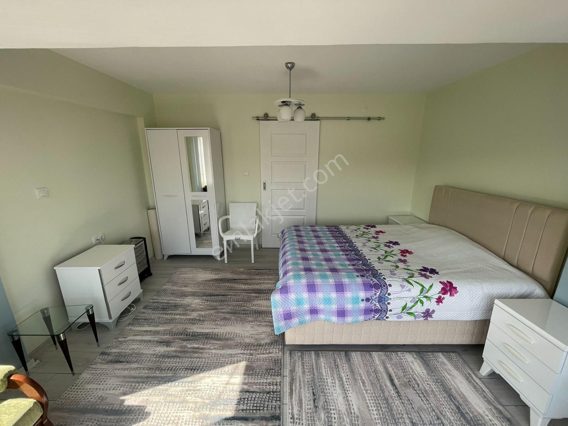 İzmir Çeşme Yalı Mahallesi Atakent Sitesinde Dubleks Villa! - Görsel 12