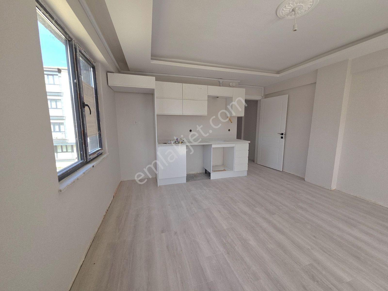 Keşan'da Askeriye Ve Üniversite Yanında Satılık 1+1 Daire - Görsel 18