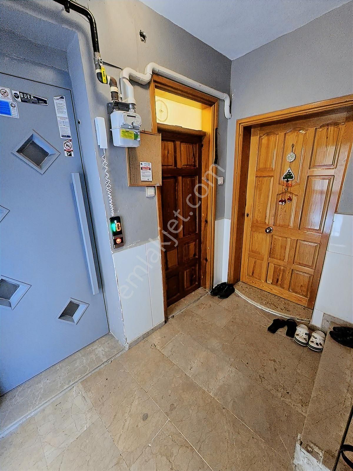 Satılık Sağlıkta 3+1 140m2 Doğalgazlı Kombili Zemin Kat Daire - Görsel 16