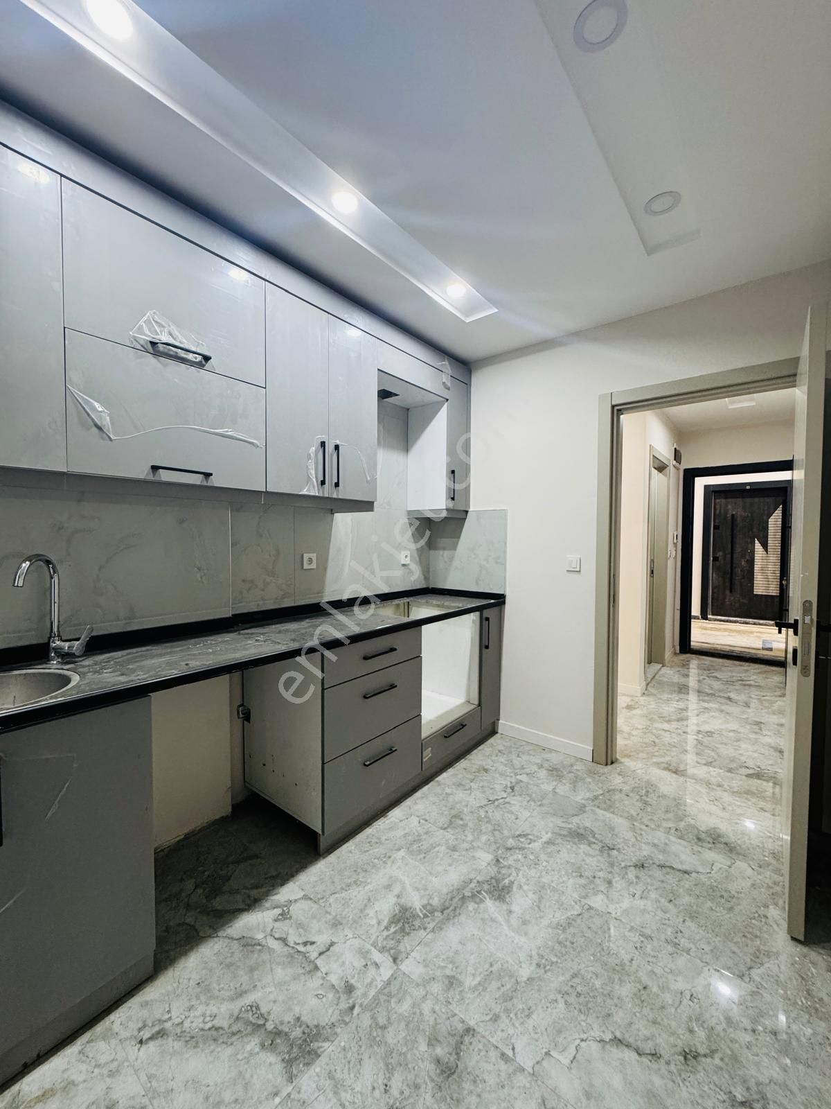 Düden Şelalesi Yakını Sıfır Ayrı Mutfak Geniş 1+1 - Görsel 4