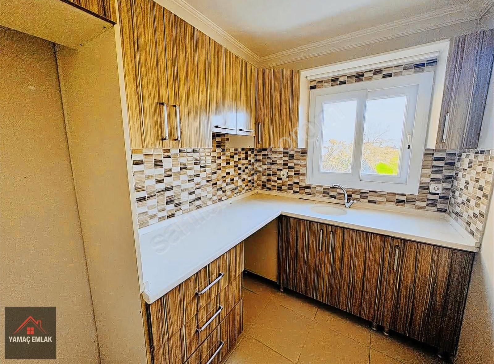 Efelerde Kiralık 2+1 Ayrı Mutfak Daire - Görsel 7