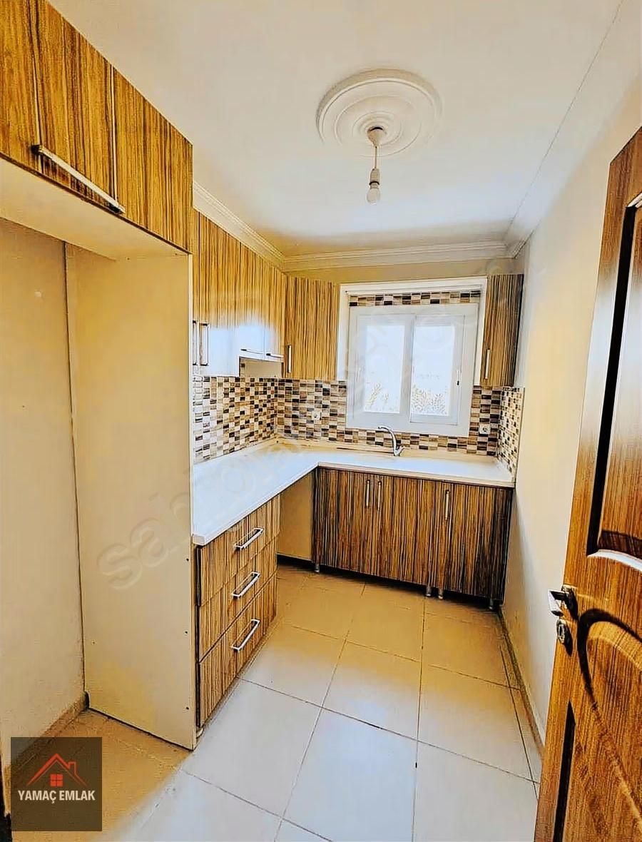 Efelerde Kiralık 2+1 Ayrı Mutfak Daire - Görsel 23