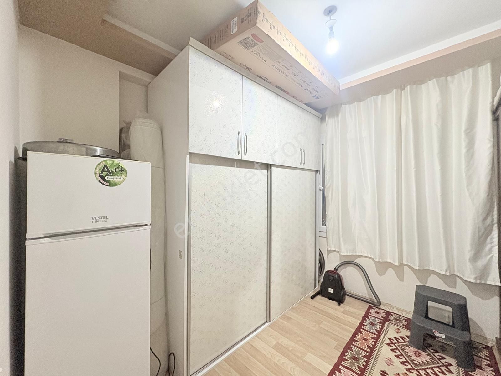 Prestij'den Sağlık'ta Asansörlü Geniş Oturumlu 2+1 Daire - Görsel 14