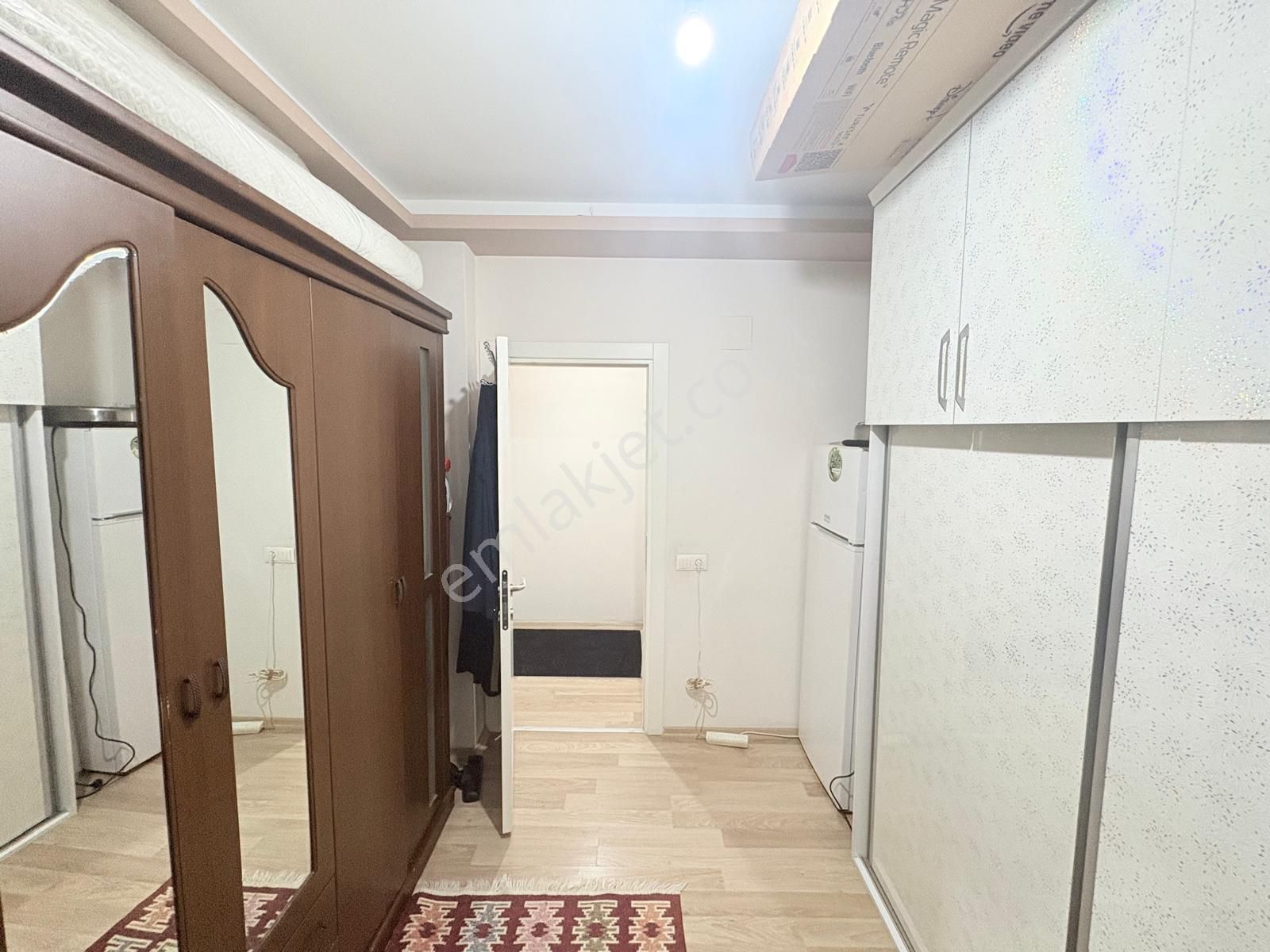 Prestij'den Sağlık'ta Asansörlü Geniş Oturumlu 2+1 Daire - Görsel 15