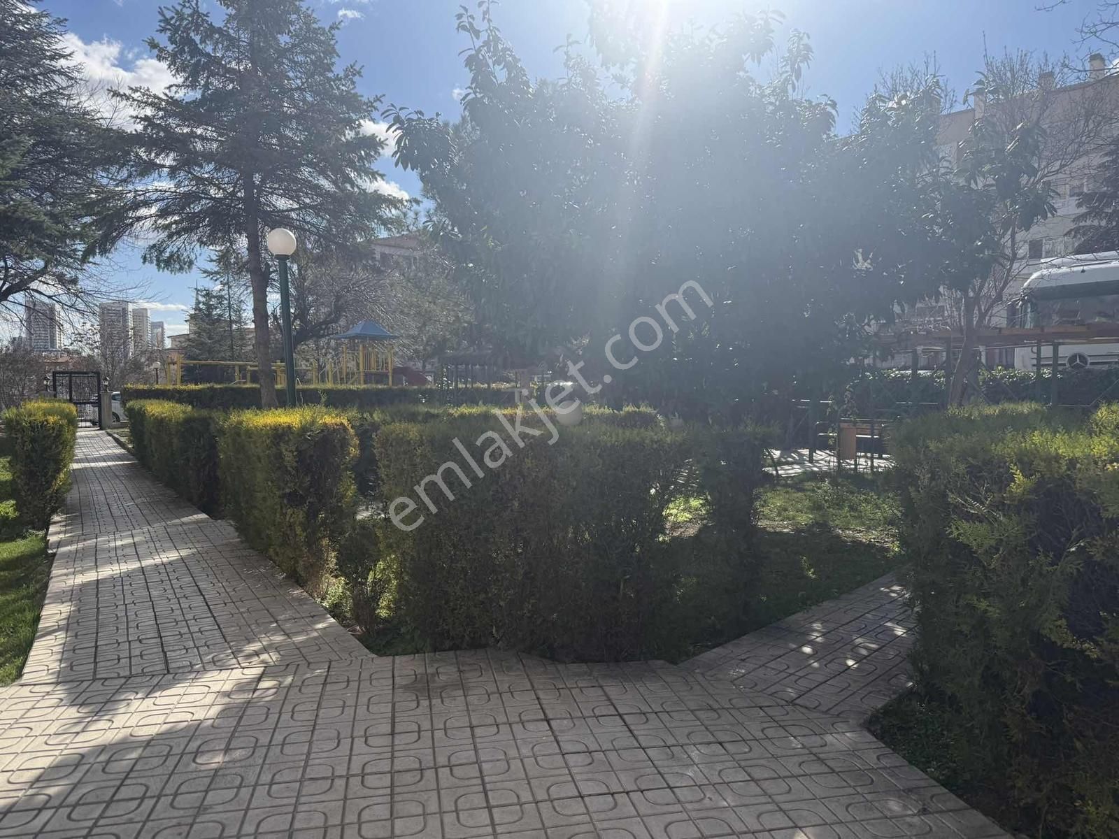 Eryaman'da Okul Ve Çarşı Yanı Kombili 3+1 Satılık Daire - Görsel 3