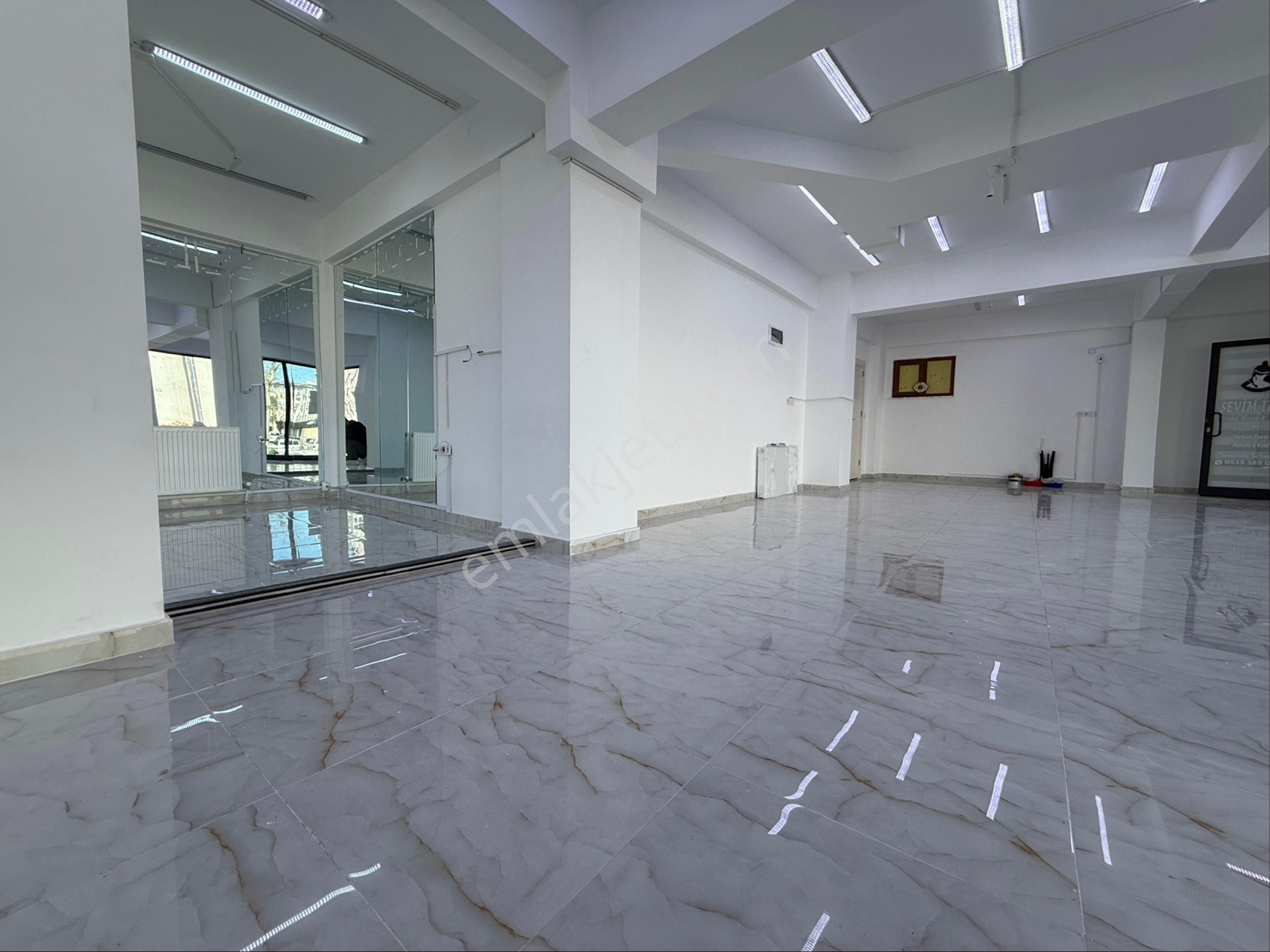 Cıty Emlaktan Oruçreis Mah Albayrak Cad 95 M2 Kiralık Dükkan - Görsel 18