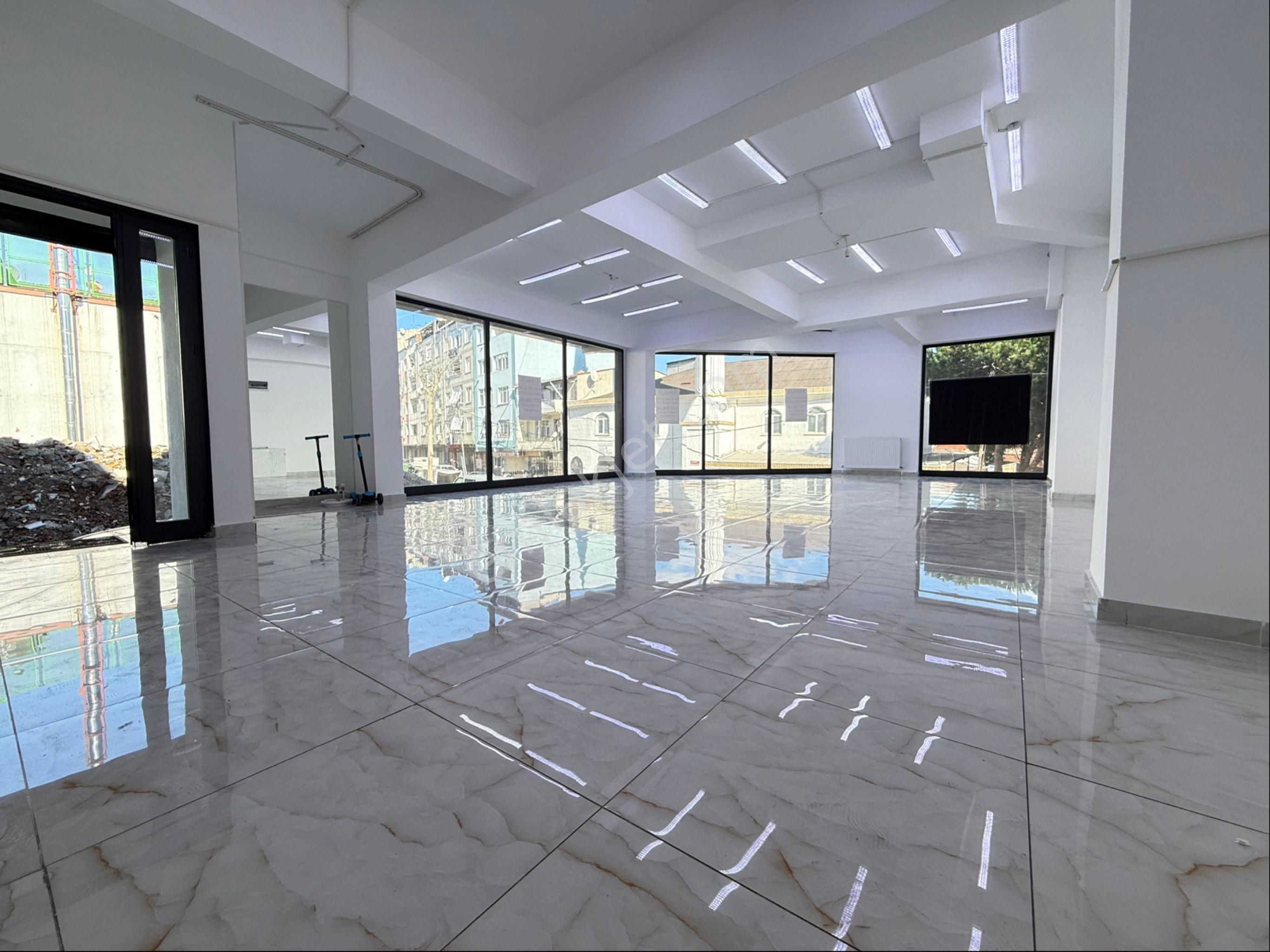 Cıty Emlaktan Oruçreis Mah Albayrak Cad 95 M2 Kiralık Dükkan - Görsel 5