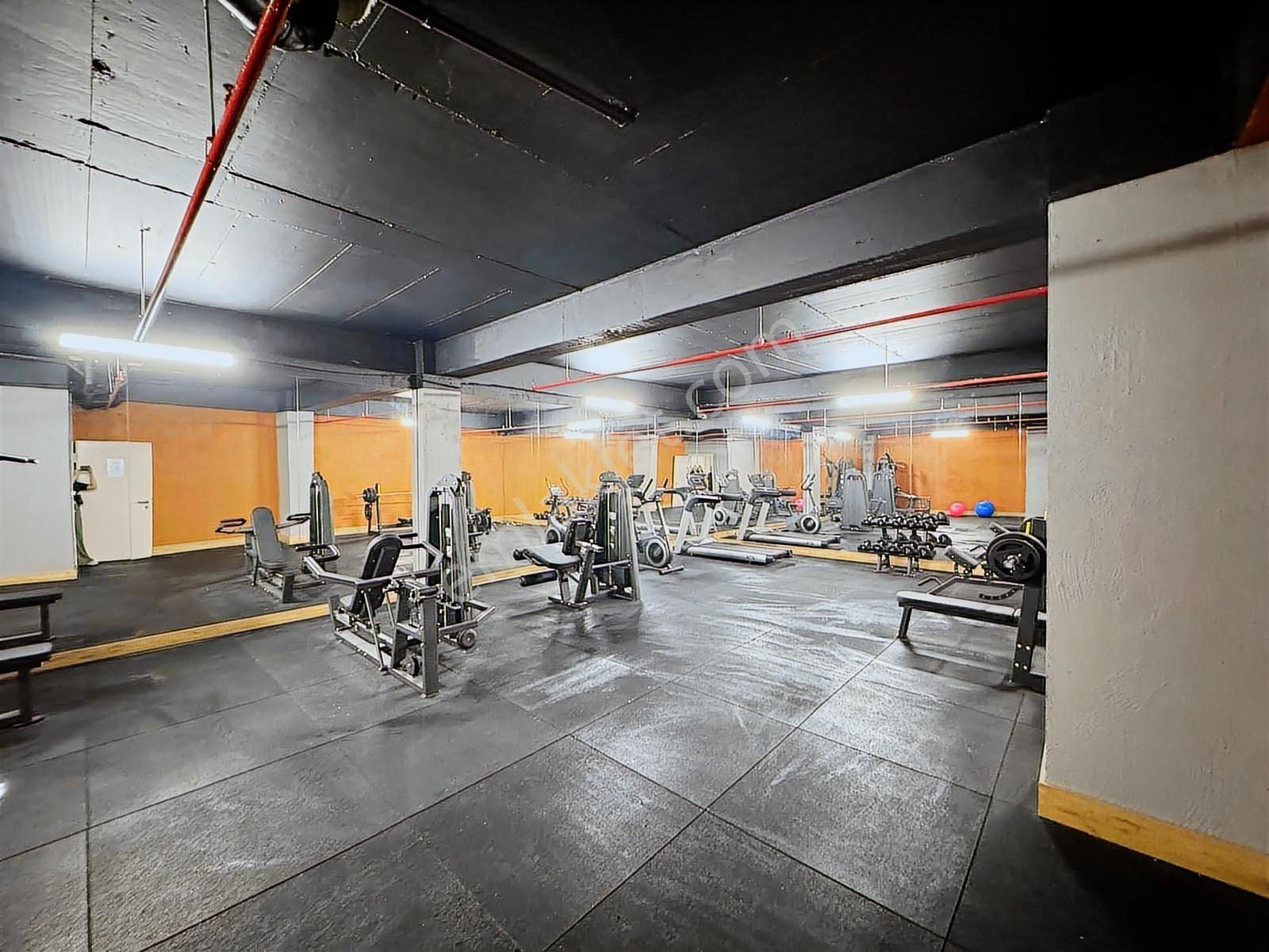 Görükle'de Havuzlu 7/24 Güvenlikli Full Eşyalı 2+1 Kiralık Daire - Görsel 28