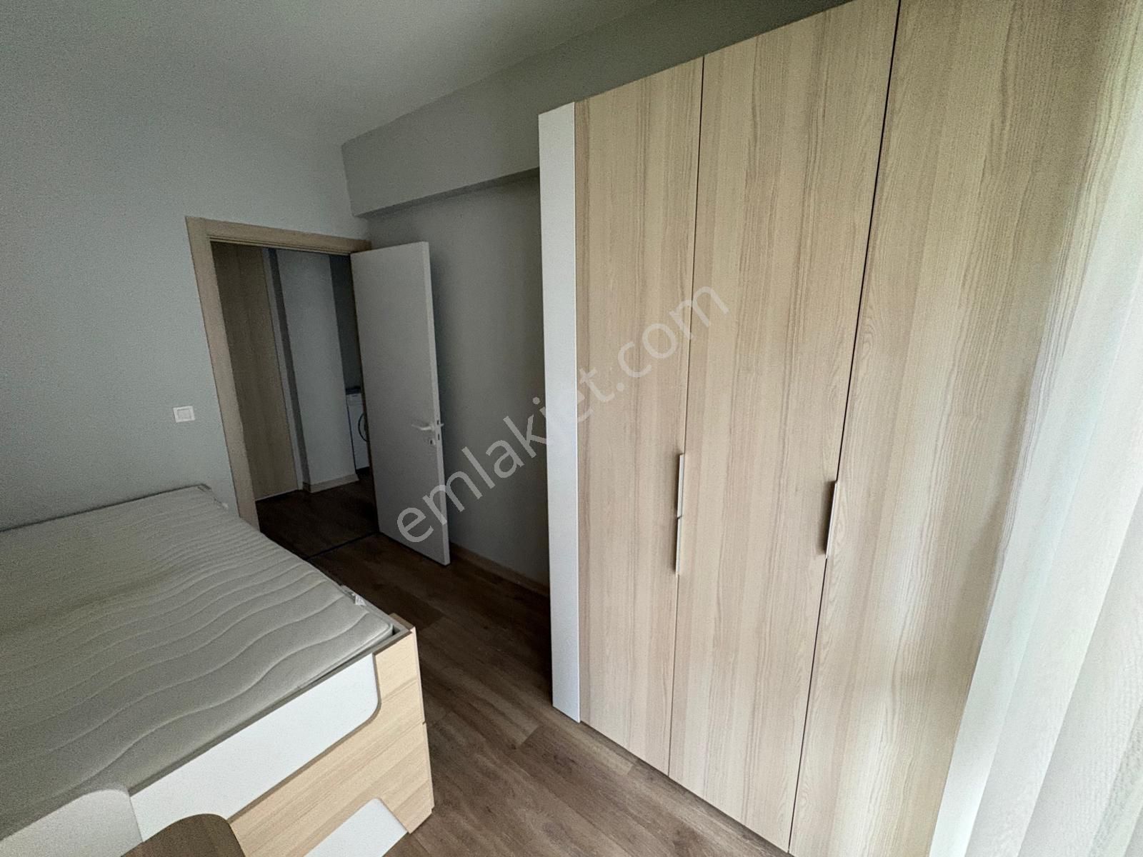 Görükle'de Havuzlu 7/24 Güvenlikli Full Eşyalı 2+1 Kiralık Daire - Görsel 15