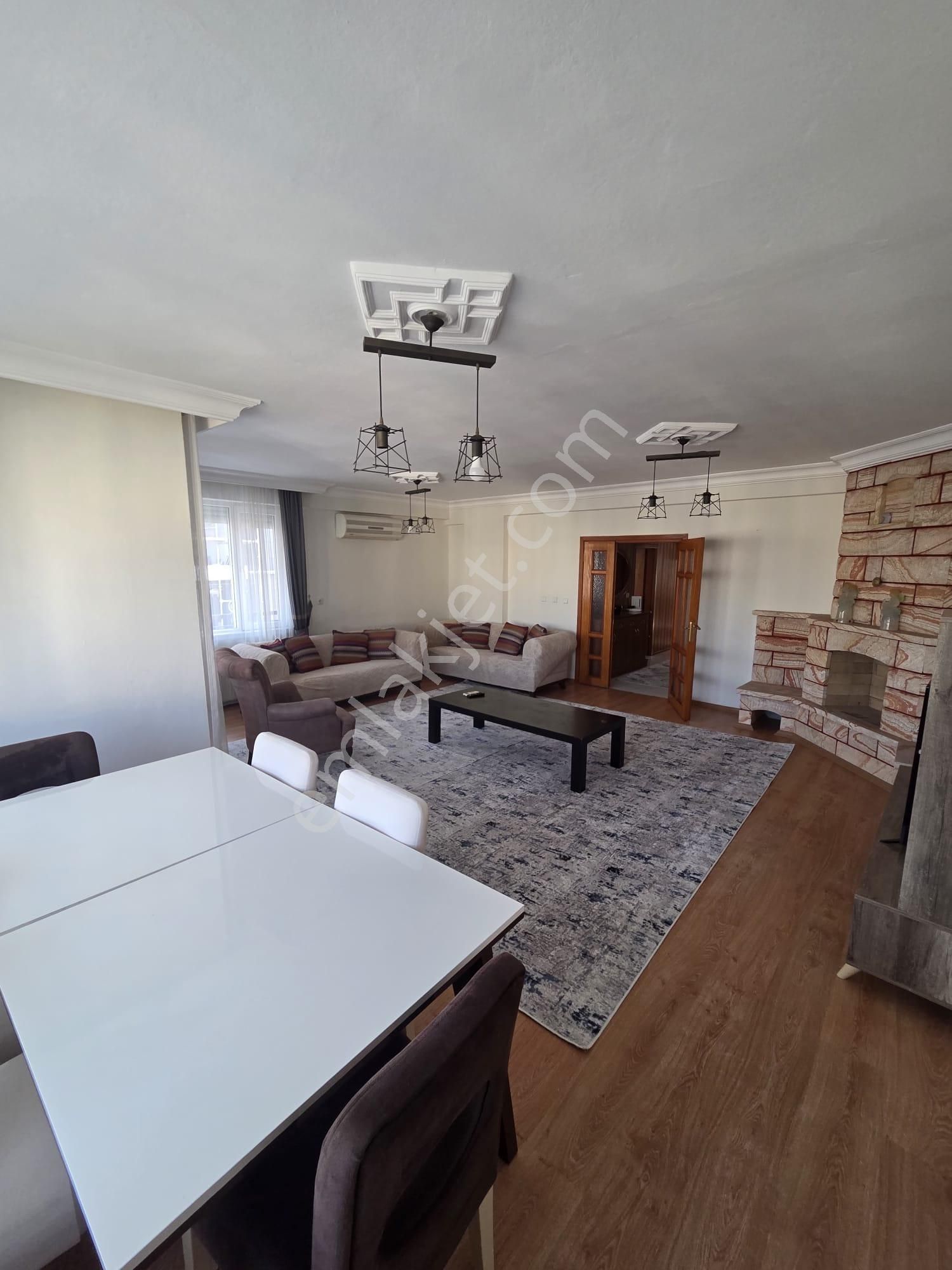 Konyaaltı Liman Mah Kiralık Temiz Eşyalı 3+1 Daire Denize 4oo Mt - Görsel 11