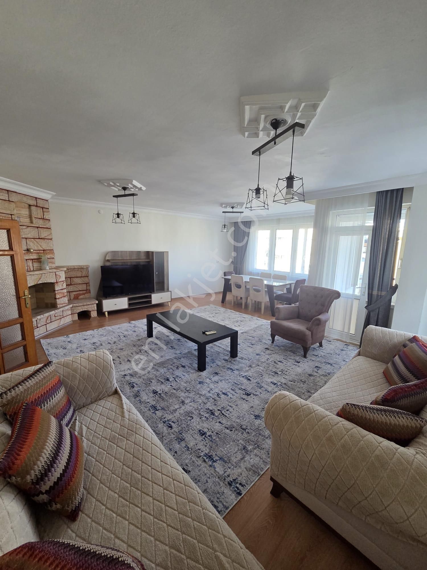 Konyaaltı Liman Mah Kiralık Temiz Eşyalı 3+1 Daire Denize 4oo Mt - Görsel 6