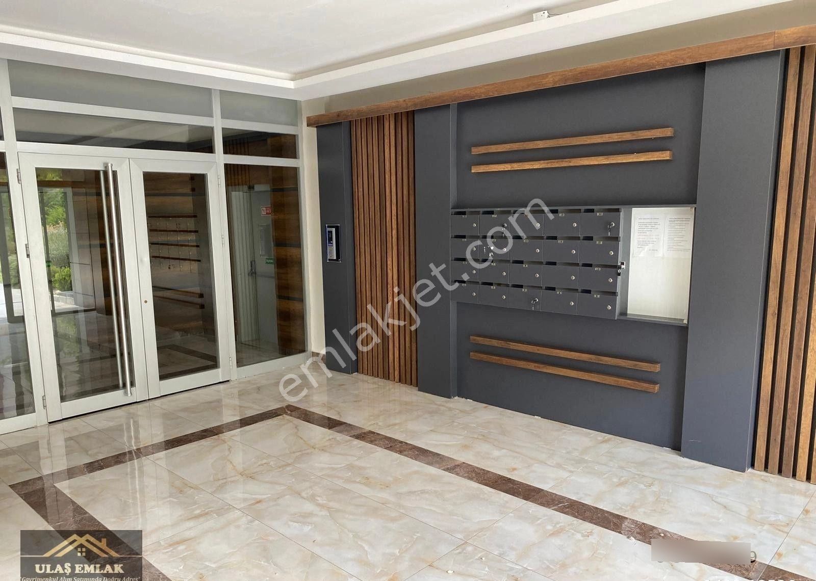 Ulaş Emlak Bağlıca Bulvarda Kapalı Oto Parklı 200 M2 Süperlüks - Görsel 13