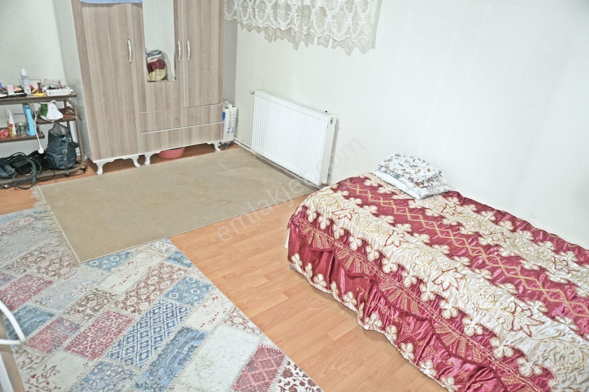 Çiğli K.çiğli De Satılık Daire Dogalgaz Kombili Çiğli Serkan Da - Görsel 11
