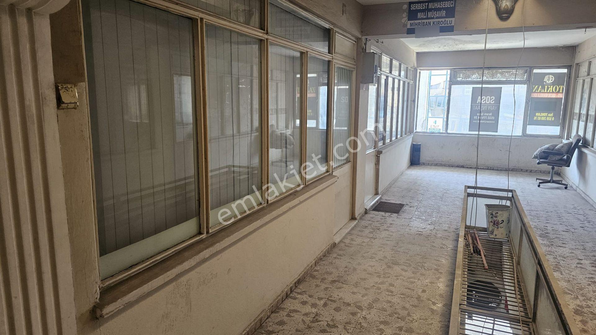 Söke Emlak Ofisinden Çarsı Merkezde Satılık Ofis - Görsel 9