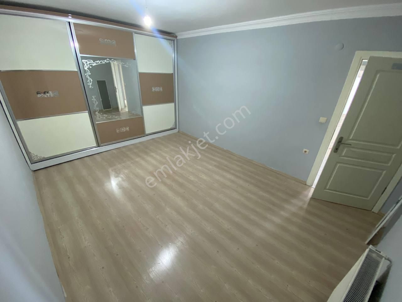 🏡🌳 Aktiften Merkezin Kalbinde Hemen Taşınmaya Hazır 130m2 Kapalı Balkonlu Satılık 3+1 Daire - Görsel 16