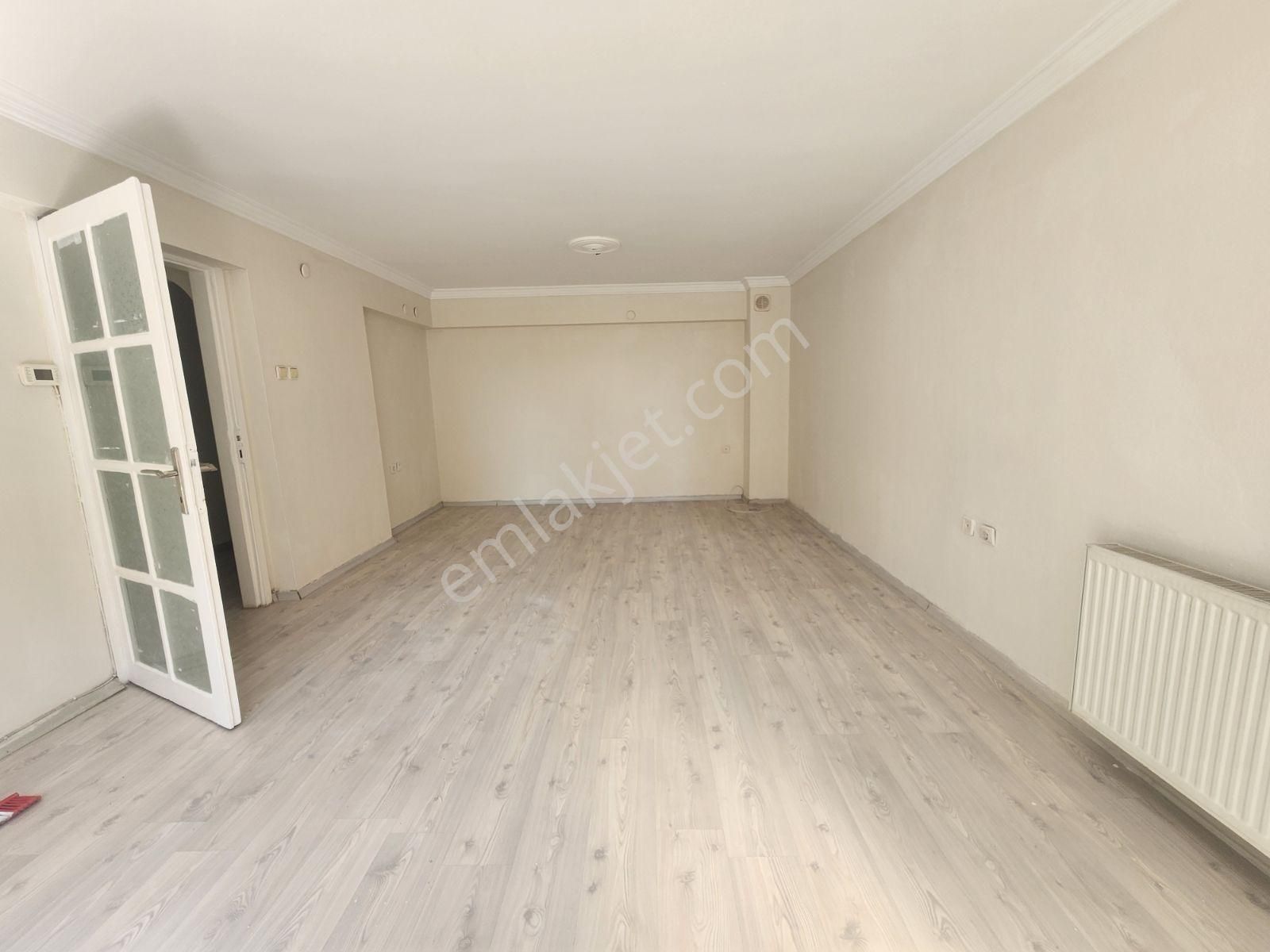 Fikri Altay Mahallesinde Kiralık 2+1 Daire - Görsel 14