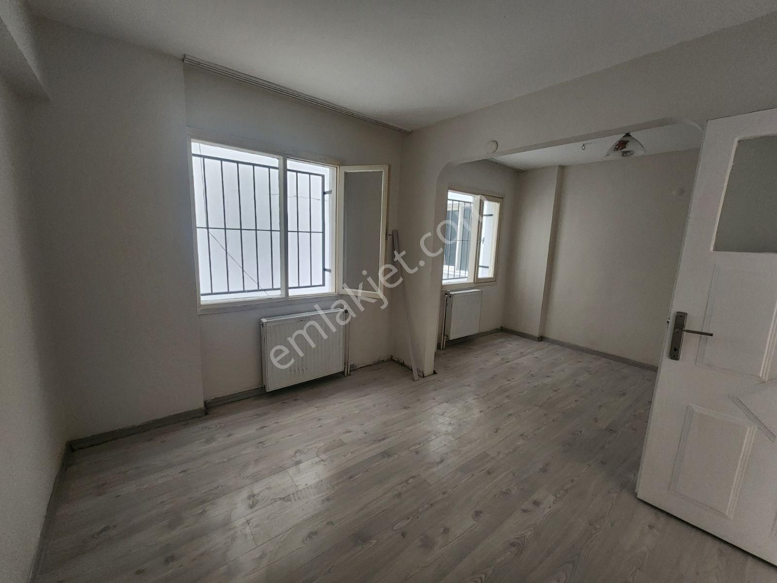 Fikri Altay Mahallesinde Kiralık 2+1 Daire - Görsel 16