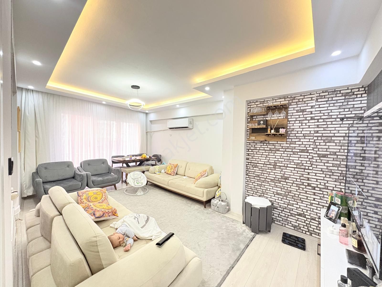 Prestij'den Pirireis'te Asansörlü Full Yapılı Satılık 2+1 Daire