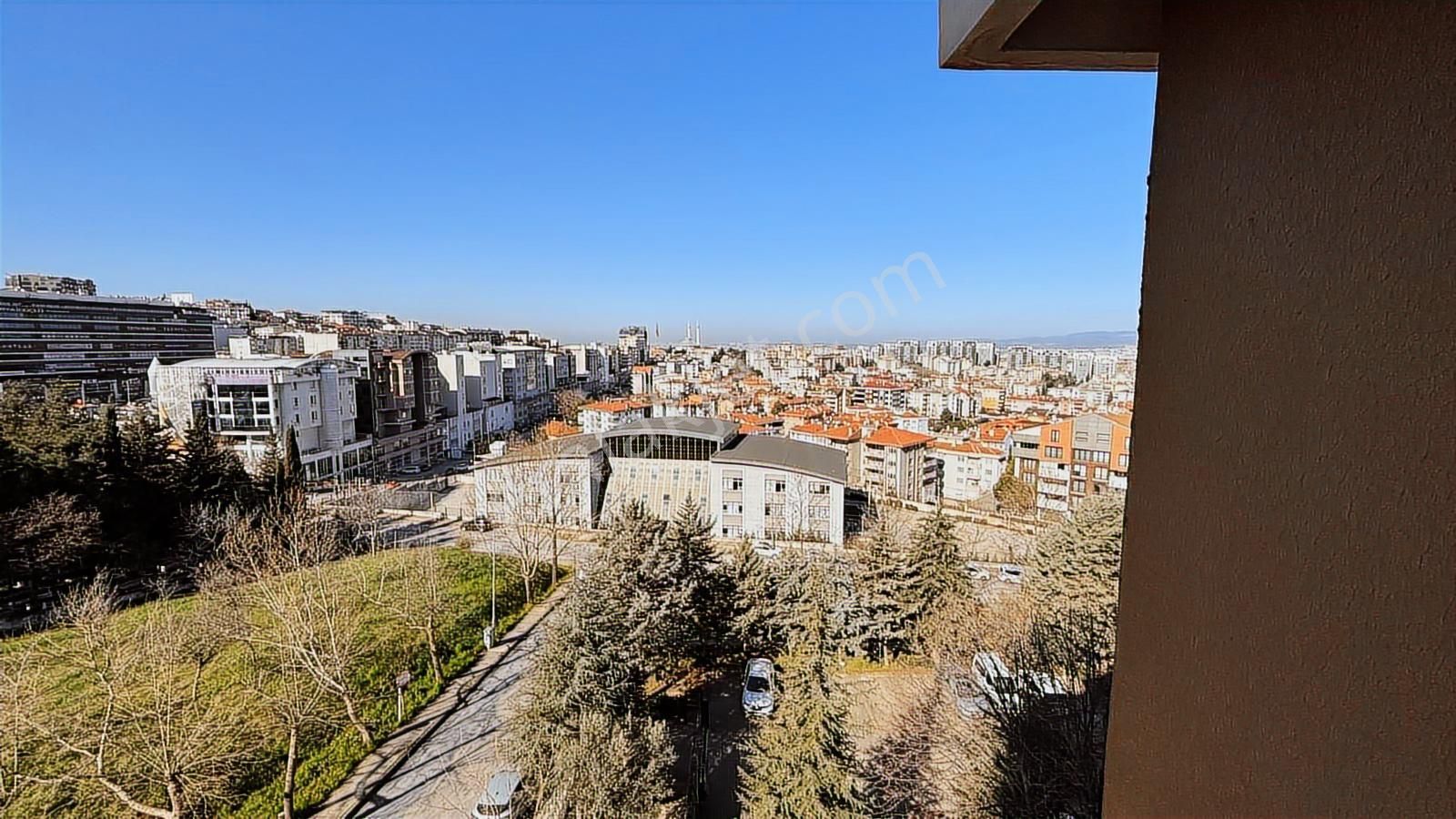 Barış Mah. Fsm Metroya 50 M Site İçerisinde 3+1 Kombili Daire - Görsel 23
