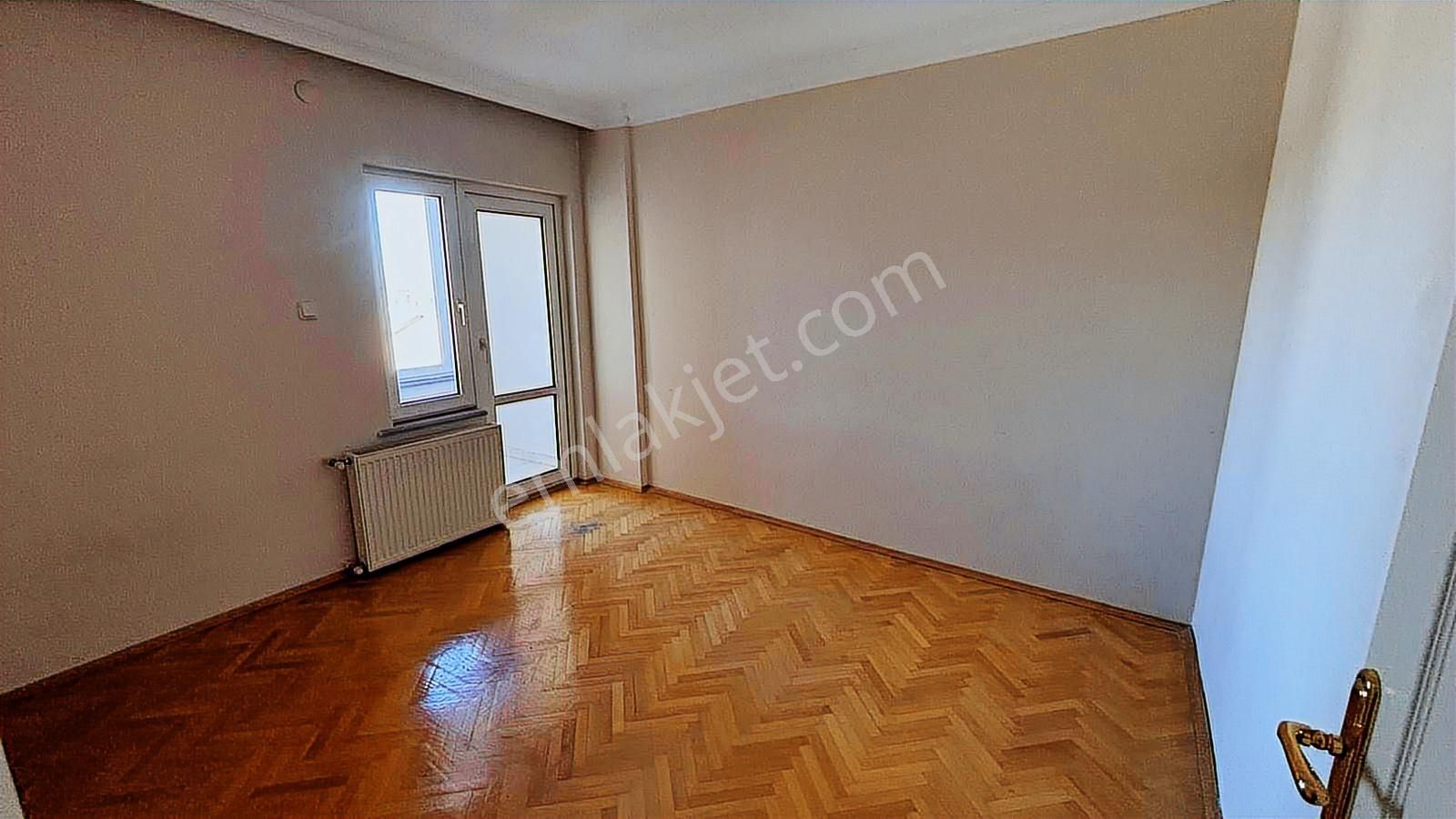 Barış Mah. Fsm Metroya 50 M Site İçerisinde 3+1 Kombili Daire - Görsel 15