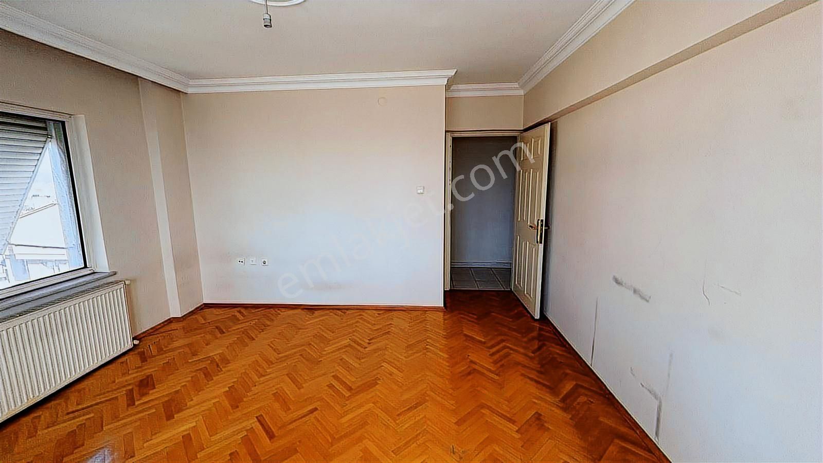 Barış Mah. Fsm Metroya 50 M Site İçerisinde 3+1 Kombili Daire - Görsel 14