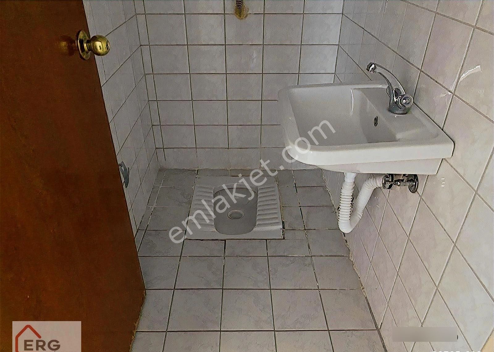 Çankaya Kırkkonaklar Çağdaş Market Karşısı Simkent Kiralık 3+1 - Görsel 16