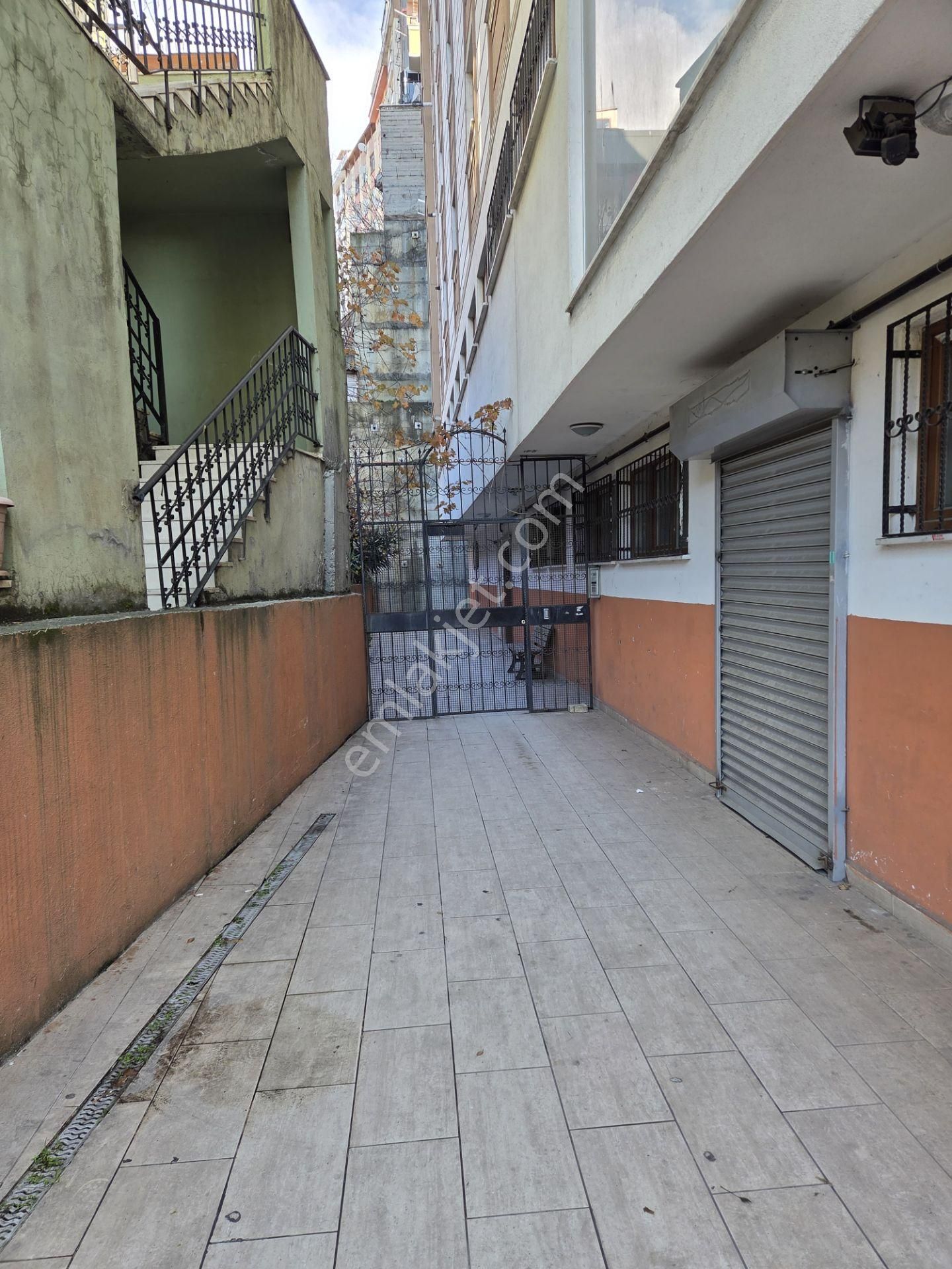 Kağıthane Hamıdıye'de | Kapalı Otoparklı 2+1 Satılık - Görsel 21