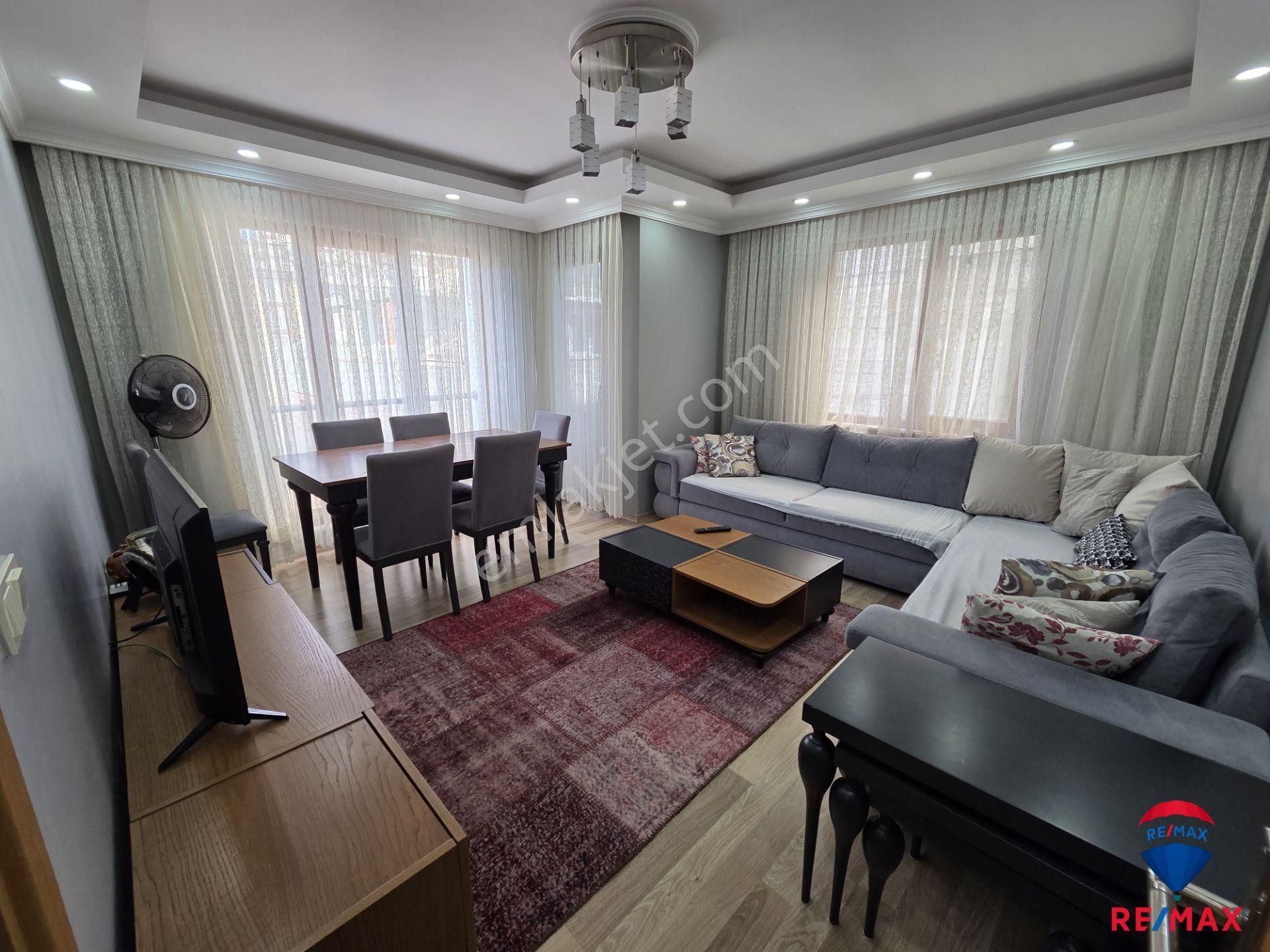 Kağıthane Hamıdıye'de | Kapalı Otoparklı 2+1 Satılık