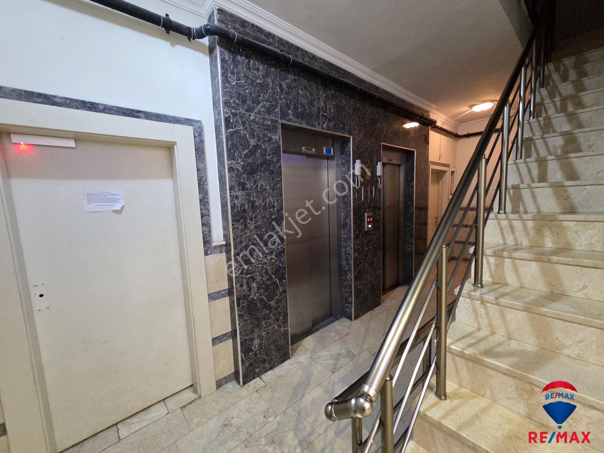 Kağıthane Hamıdıye'de | Kapalı Otoparklı 2+1 Satılık - Görsel 19